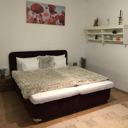 Panorama Vendeghaz Daire *